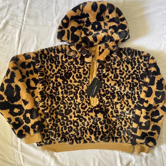 Air Jordan Court to Runway Leopard Print Pullover Hoodie. Size S. Style:CW6480-7 - Picture 3 of 7